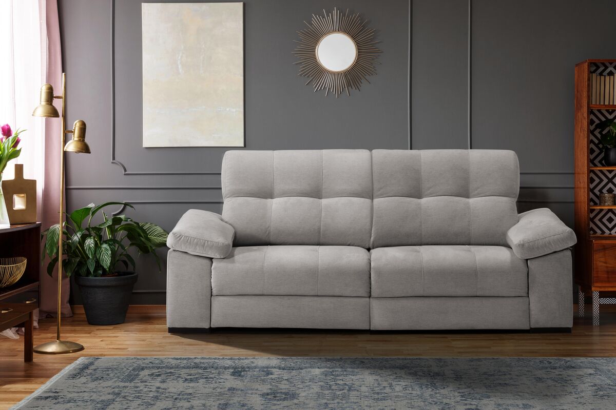 Sofá amplio de diseño natural